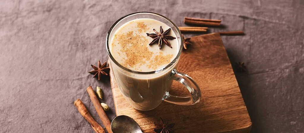 Tasse de chai latte
